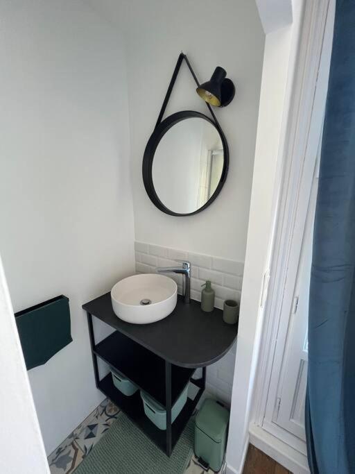 Appartement Lumineux: Central City Elegance with 3 Bedrooms Troyes Exterior photo